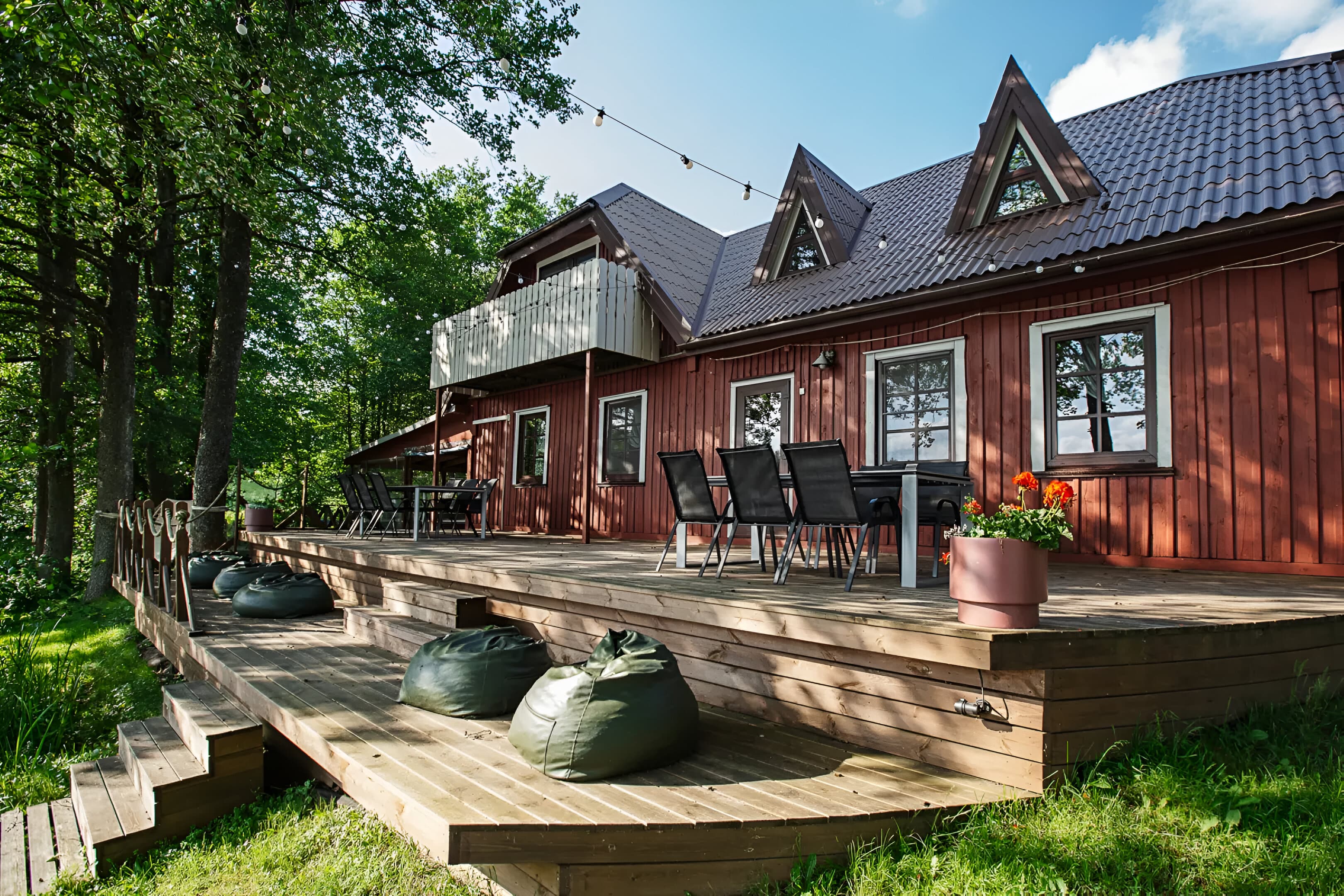 accommodation card cover